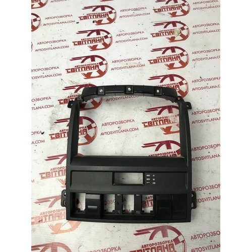 Консоль торпедо Kia Sorento 2002-2009 847603E100